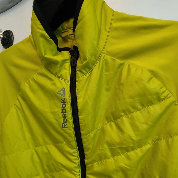 Men's quilted athletic jacket by Reebok, size M - Picture 2 of 4